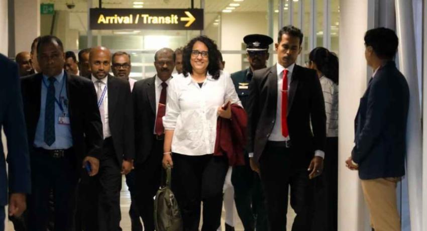 අගමැති ස්විට්සර්ලන්තයේ සංචාරයක.